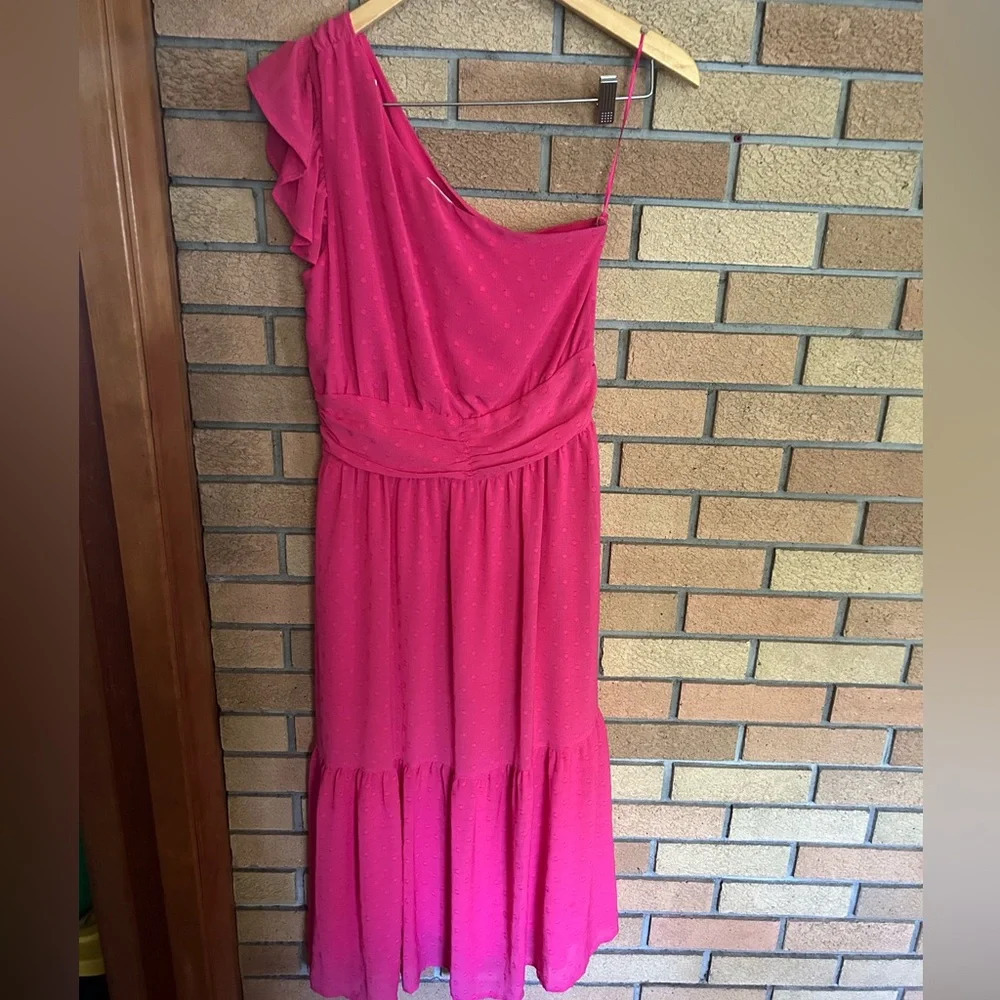 Chelsea28 Pink Polka Dot One Shoulder Flowy Midi Dress Women’s Size Small NWOT - Picture 2 of 5